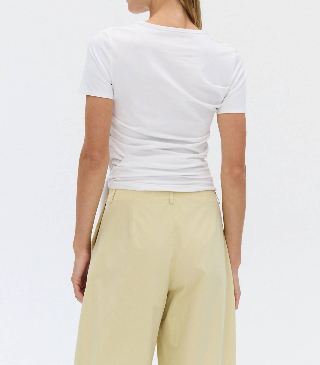 Nova Tie Tee