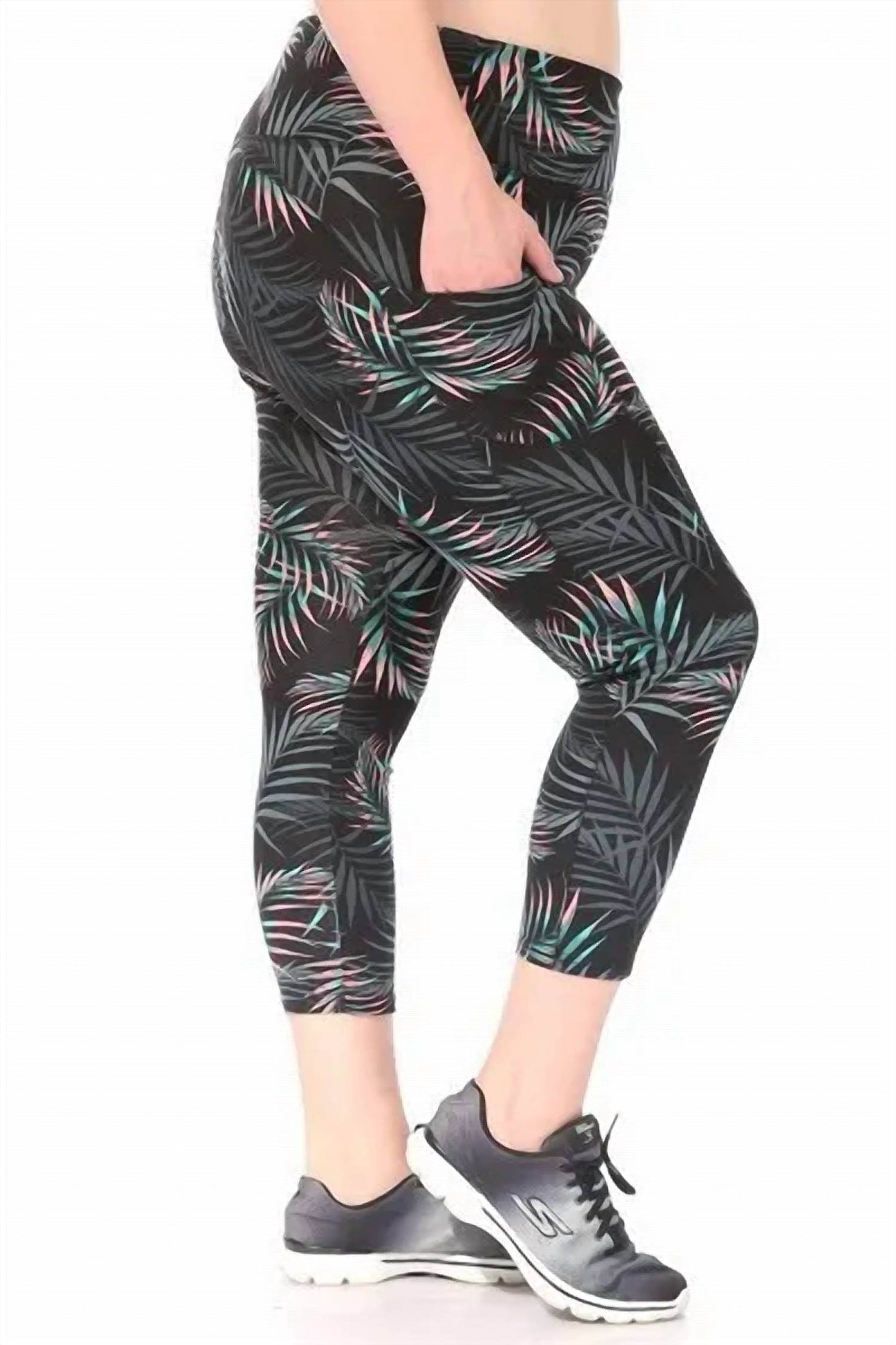 SHOSHO - Tropical Leaf Workout Capri Pant - Rack Hunt -