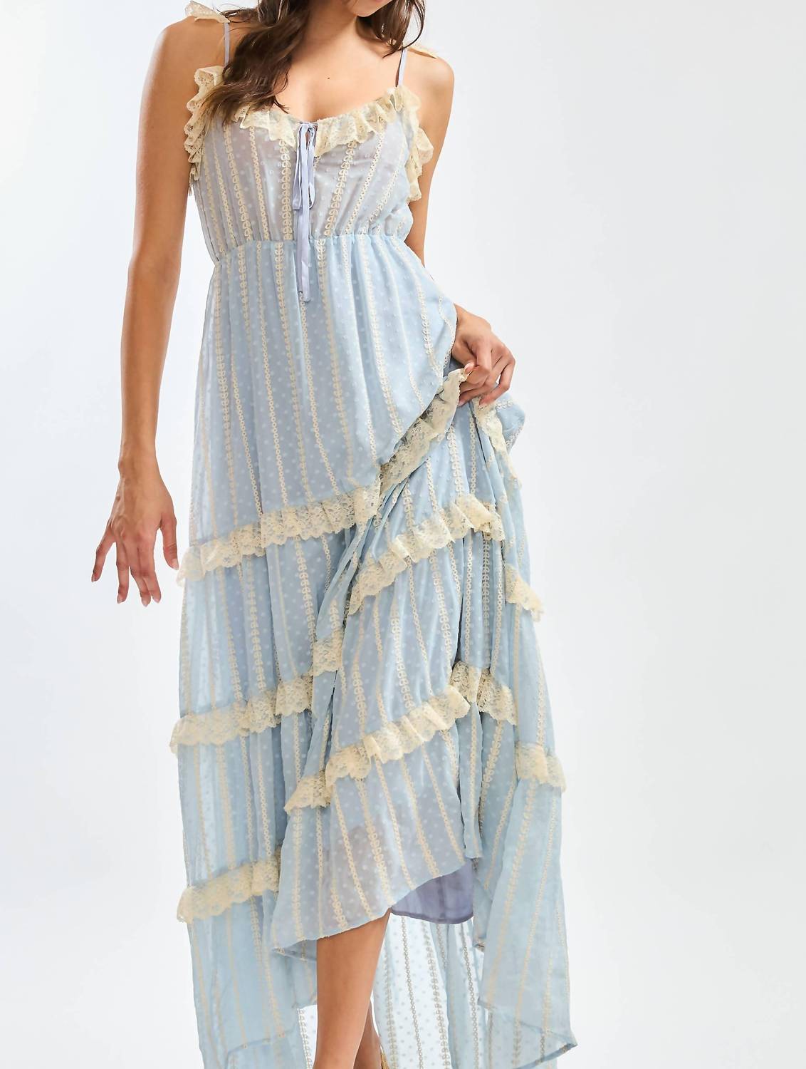 Cd10576d Lace Maxi Dress With Layered Ruffle