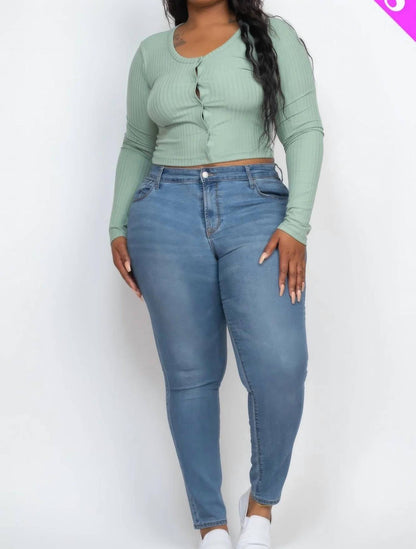 Button Up Cropped Top - Plus