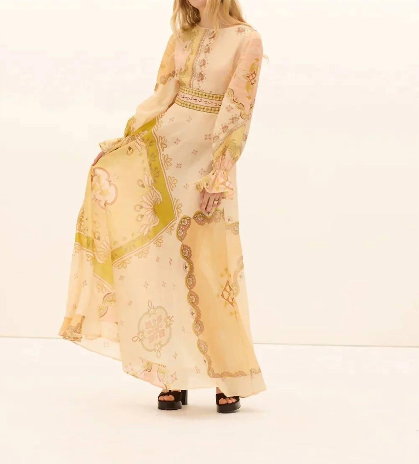 Gigaro Waist Tie Maxi Dress