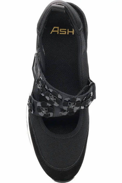 Women's Lotus Sneaker