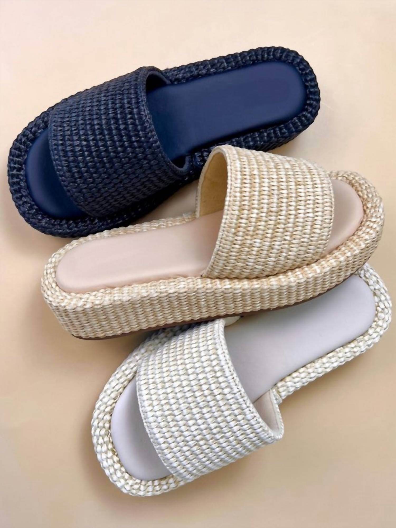 Shoe La La - Women's Raffia Slip-on Sandals - Rack Hunt -