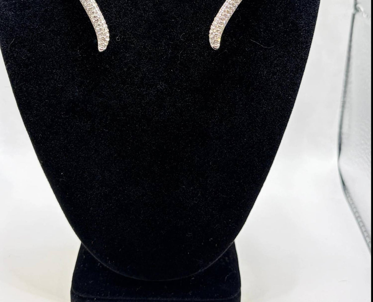 Women's Stone Pave Hinged Collar Necklace