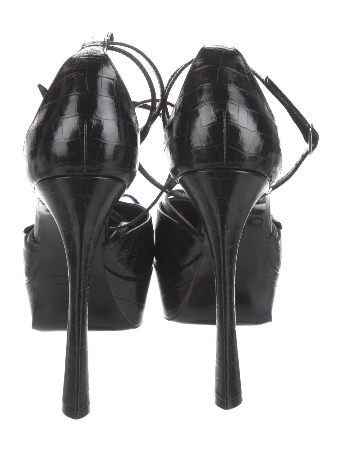 Arielle Baron - Preloved Women's Leather Embossed D'orsay Pumps - Rack Hunt -