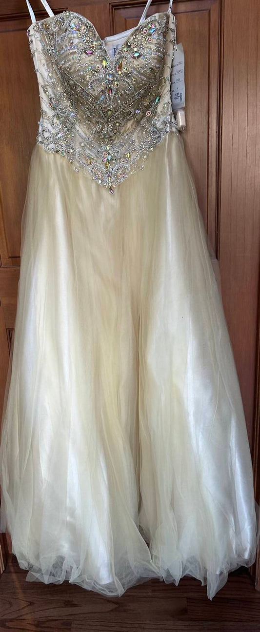 Women's Strapless Illusion Gown