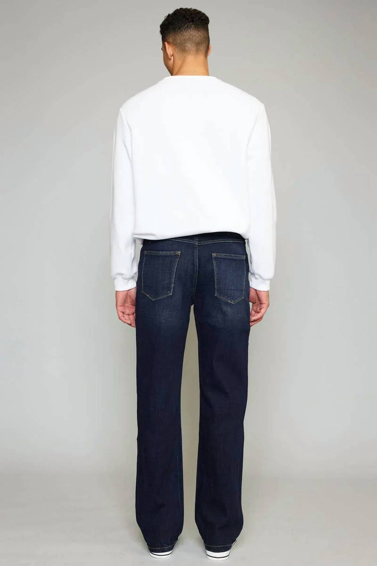 Colton Straight Jeans