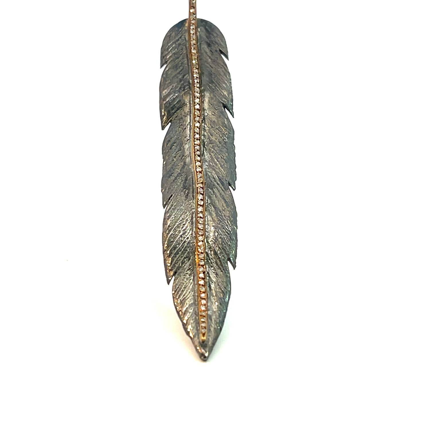 Gasia - Women's Rhodium Feather Necklace - Rack Hunt -