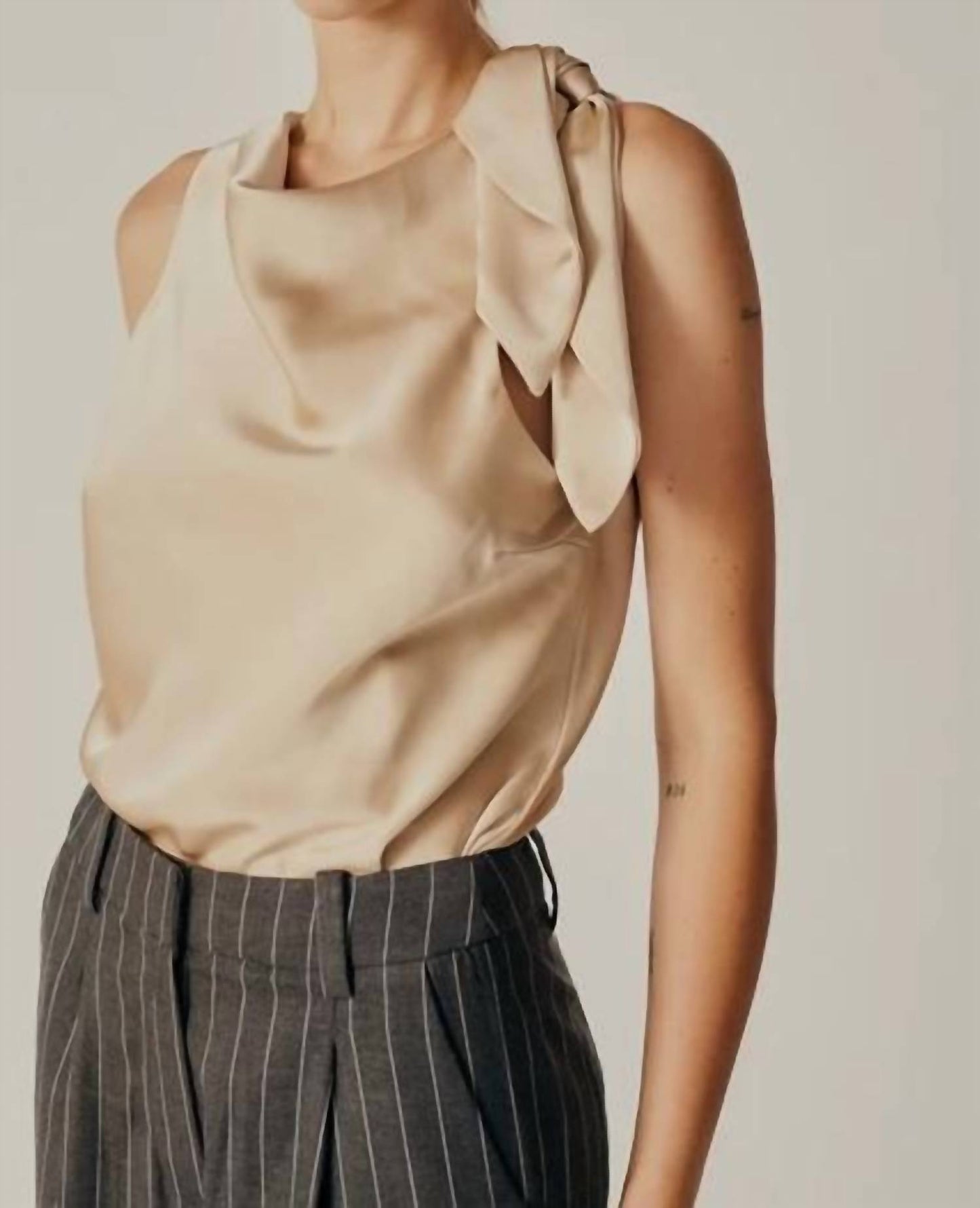 Alchemilla Sleeveless Top