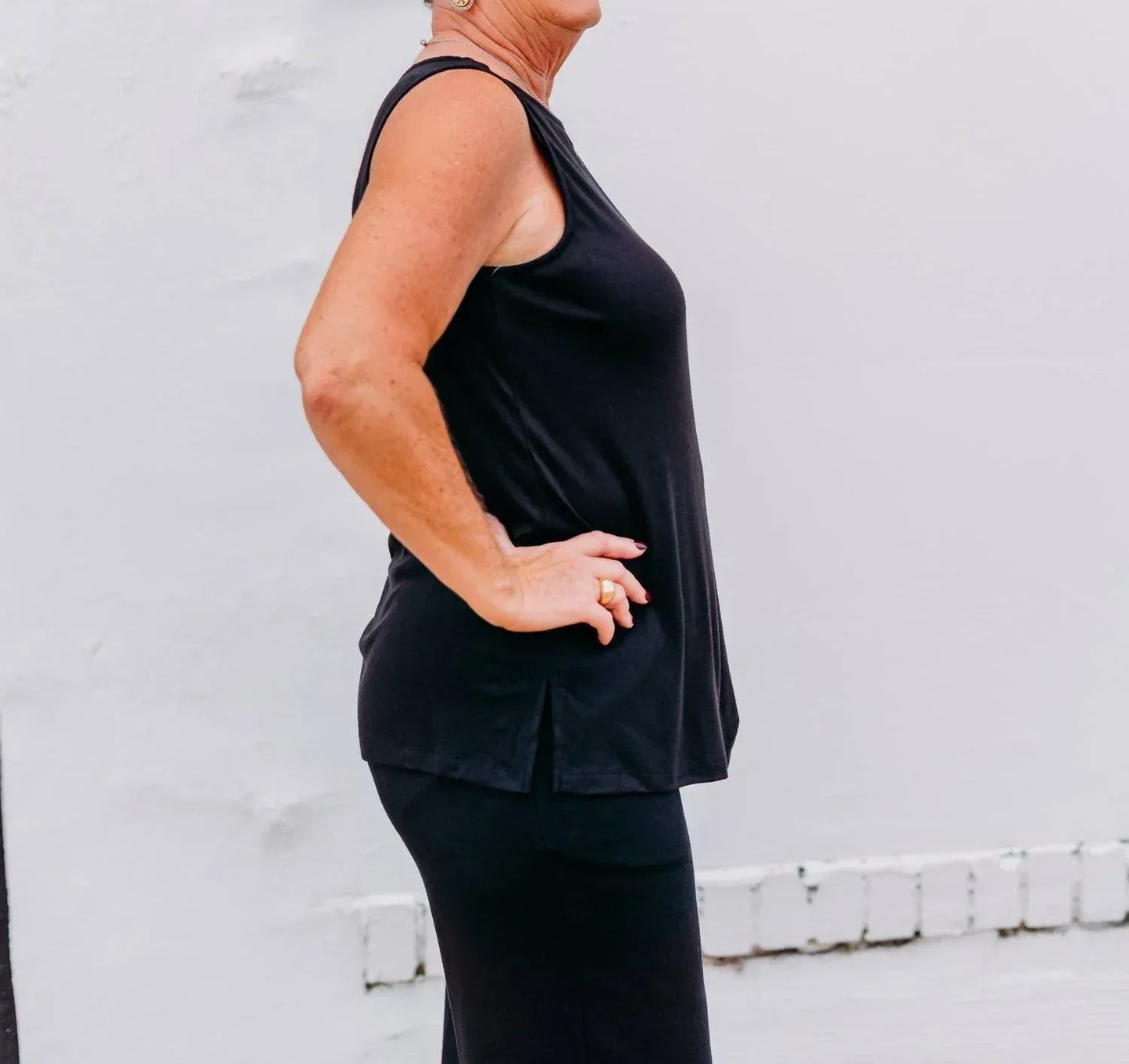A La Carte - Boat Neck Sleeveless Knit Tunic - Rack Hunt