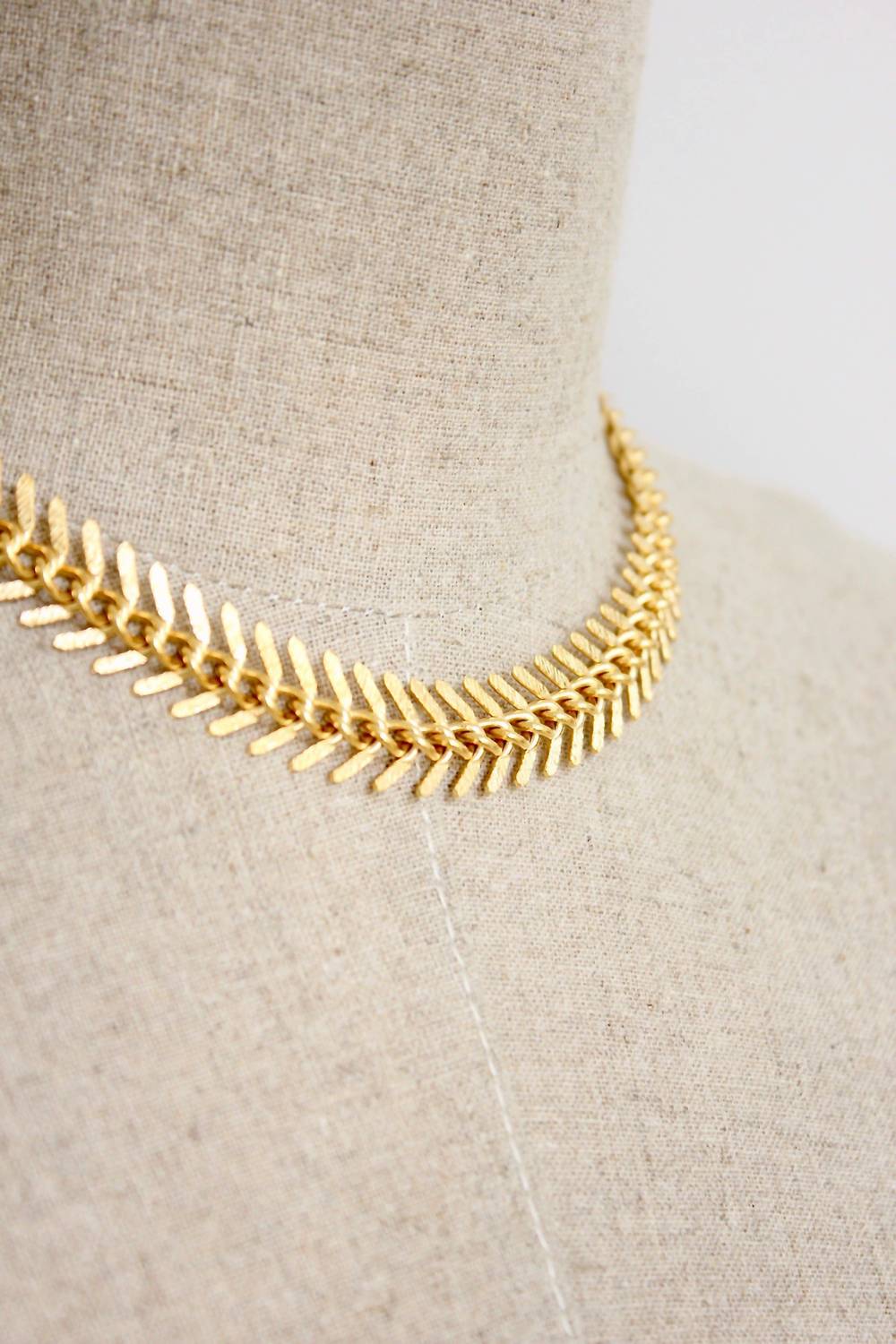 Women's Chain Fish Bone Necklace