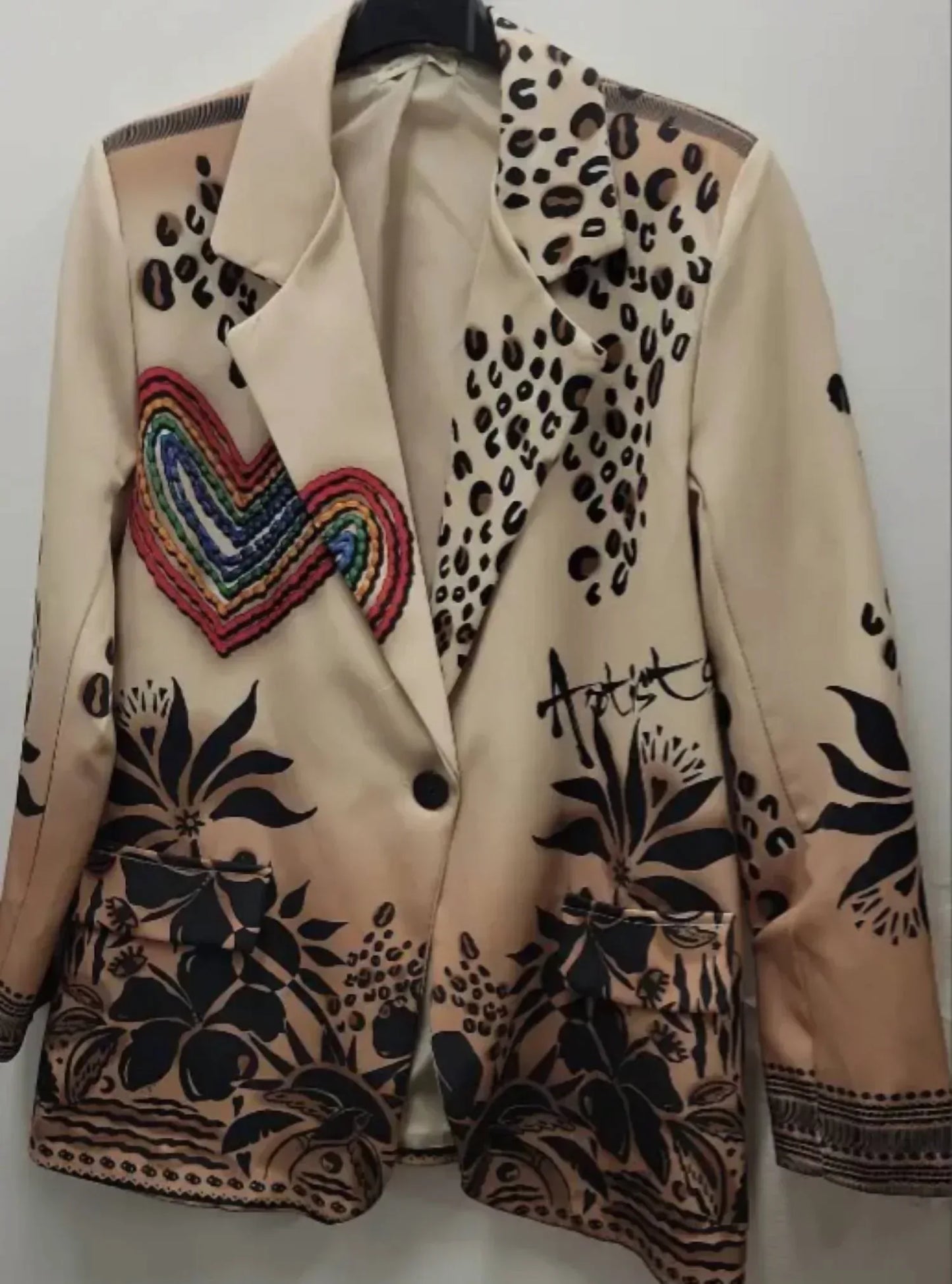 LOOWIE - Women's Heart Printed Blazer - Rack Hunt