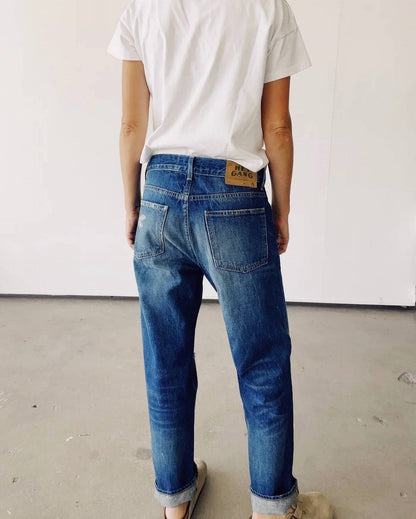 Loose Crop Mid Rise Jeans