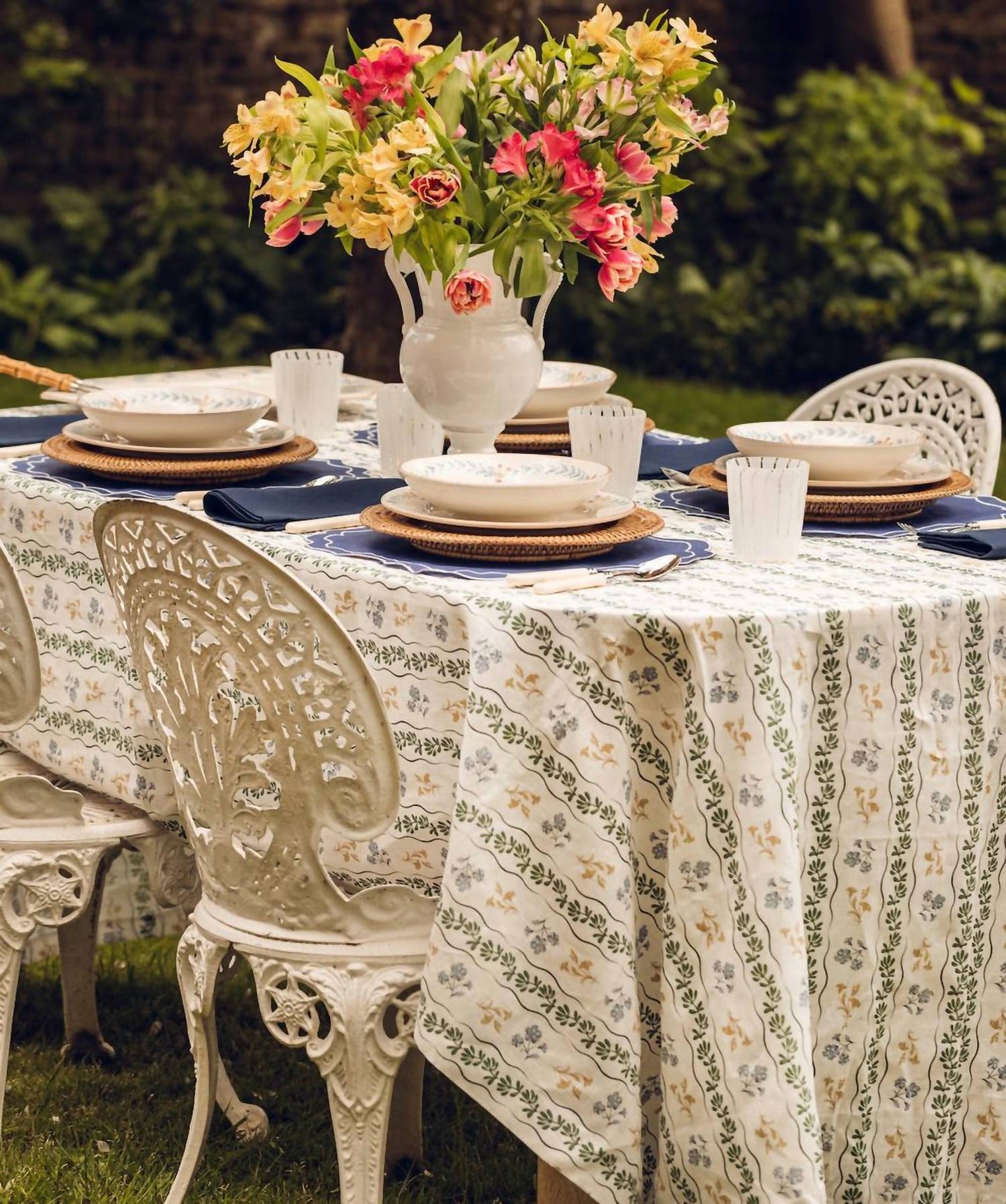 Margot Linen Tablecloth