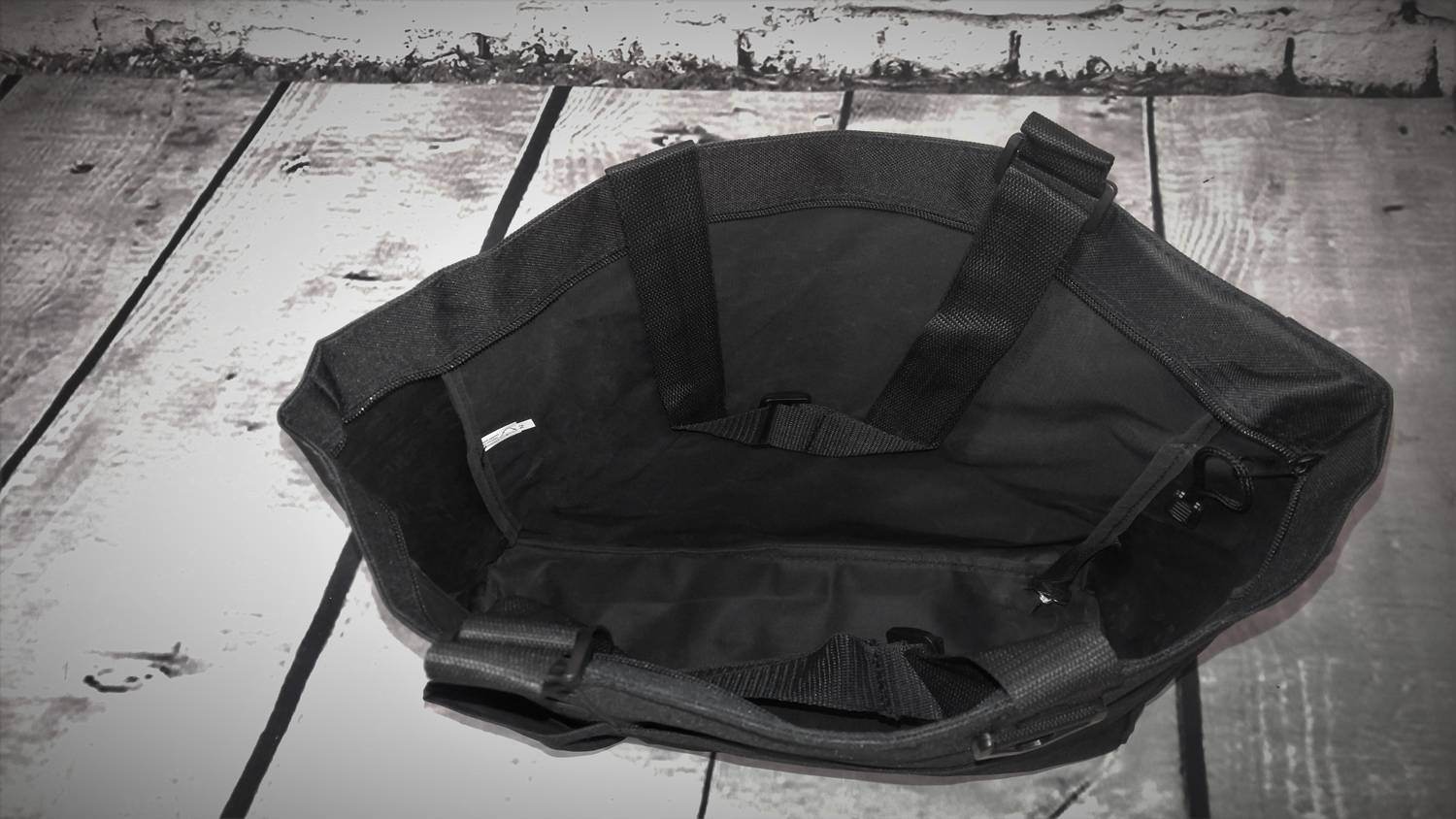 The Spoiled Office - Women's Multi Pocket Tote Bag - Rack Hunt -