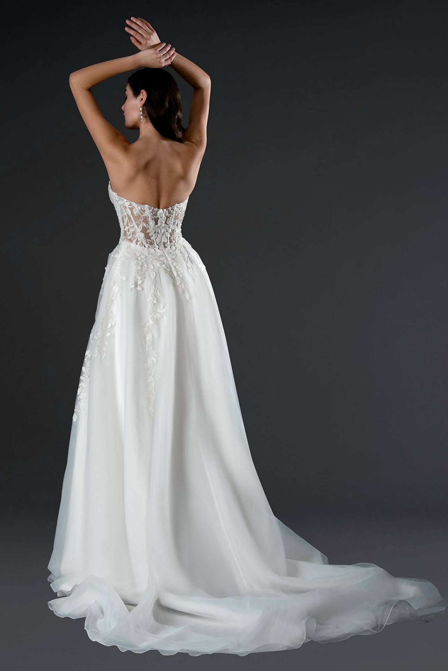 Strapless Deep V-sweetheart Wedding Dress