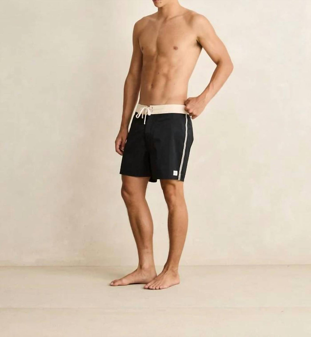 Heritage Trunk With Functional Back Pocket