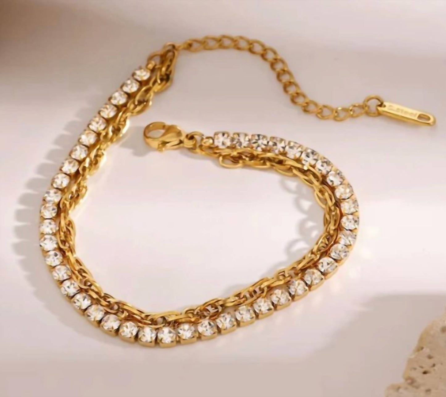 Wiomen's Elite Bracelet