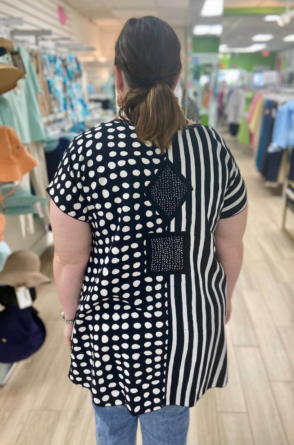 Iguana Lider - Kiana Short Cap Top - Rack Hunt -