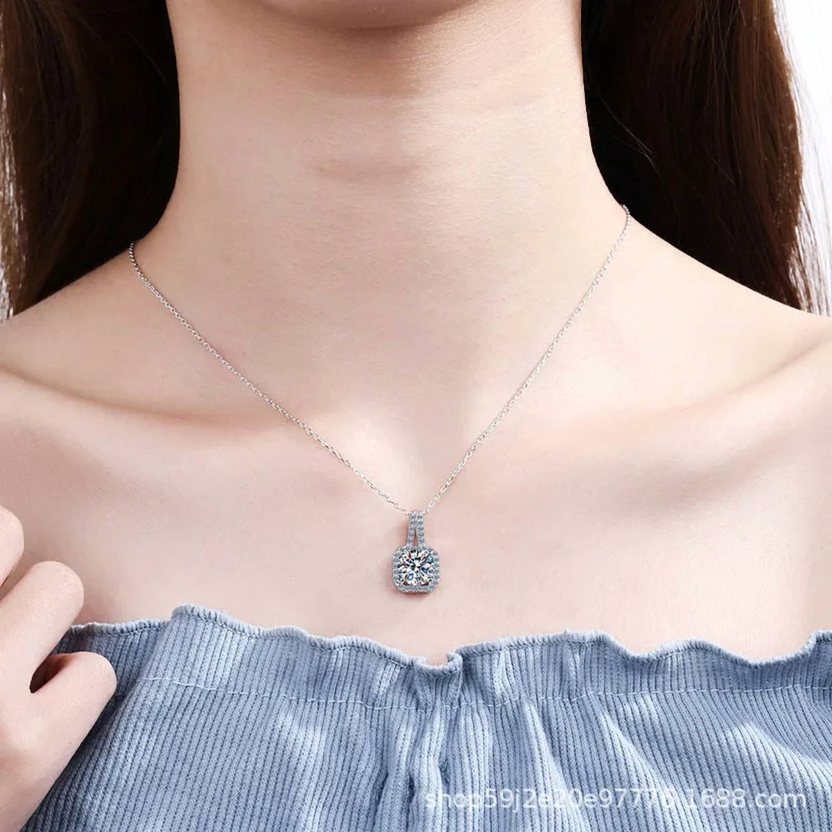 Women's Moissanite Necklace