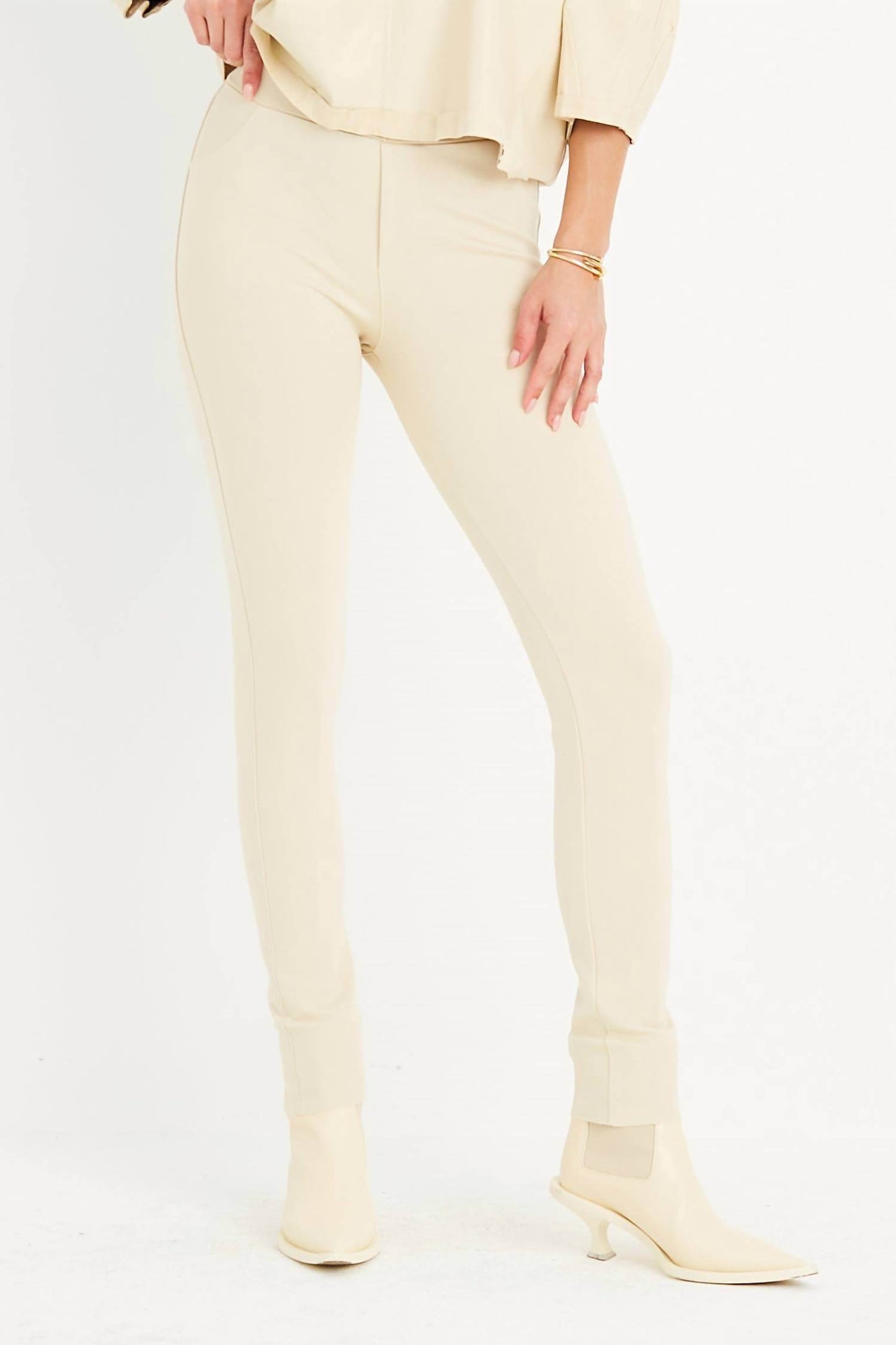 Pulled Planet - Scuba Jeggings - Rack Hunt -