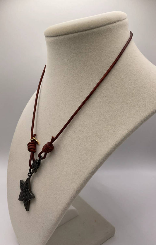 Women's Twig Necklace With Star