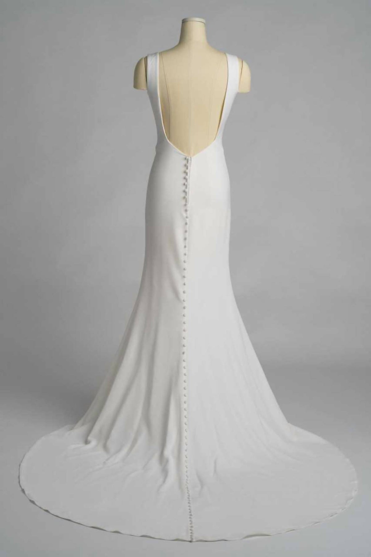Women's V-Neckline Sleeveless Gown