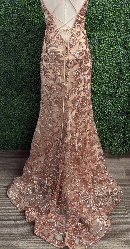 Embellished Fitted Sequin Pattern Gown