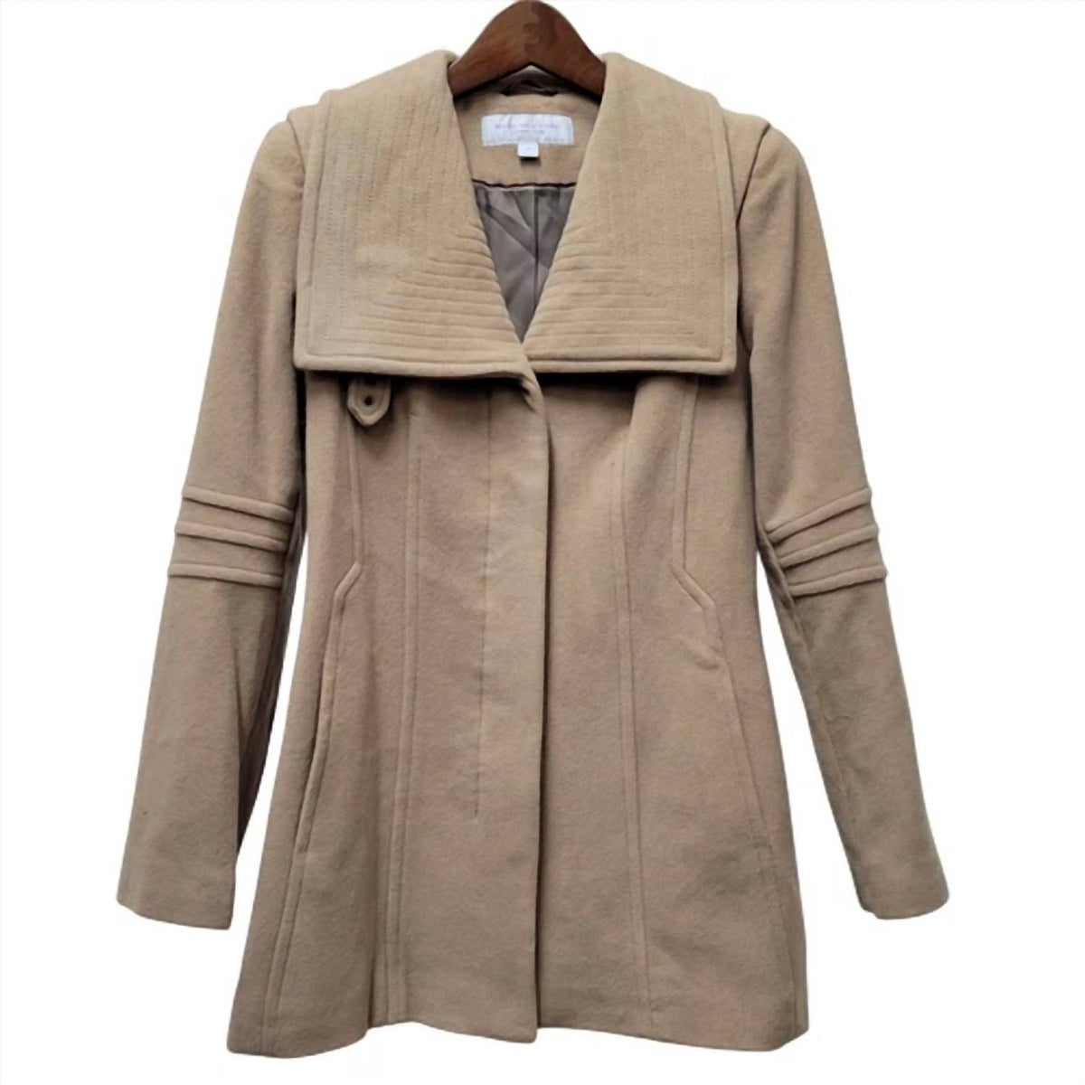 Captive Wool Jacket Coat