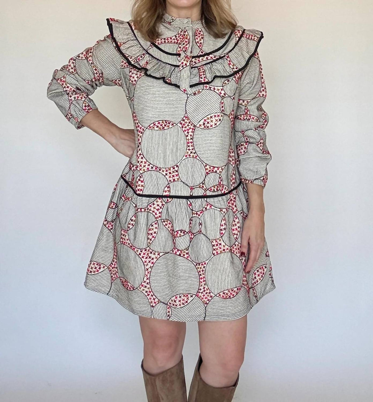 Contrast Piping Ruffled Mini Dress