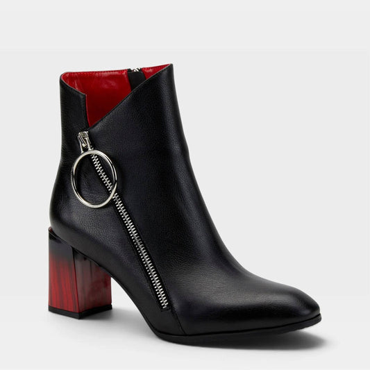 Women's Fabulosa Leather Ankle Boot