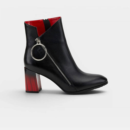 Women's Fabulosa Leather Ankle Boot