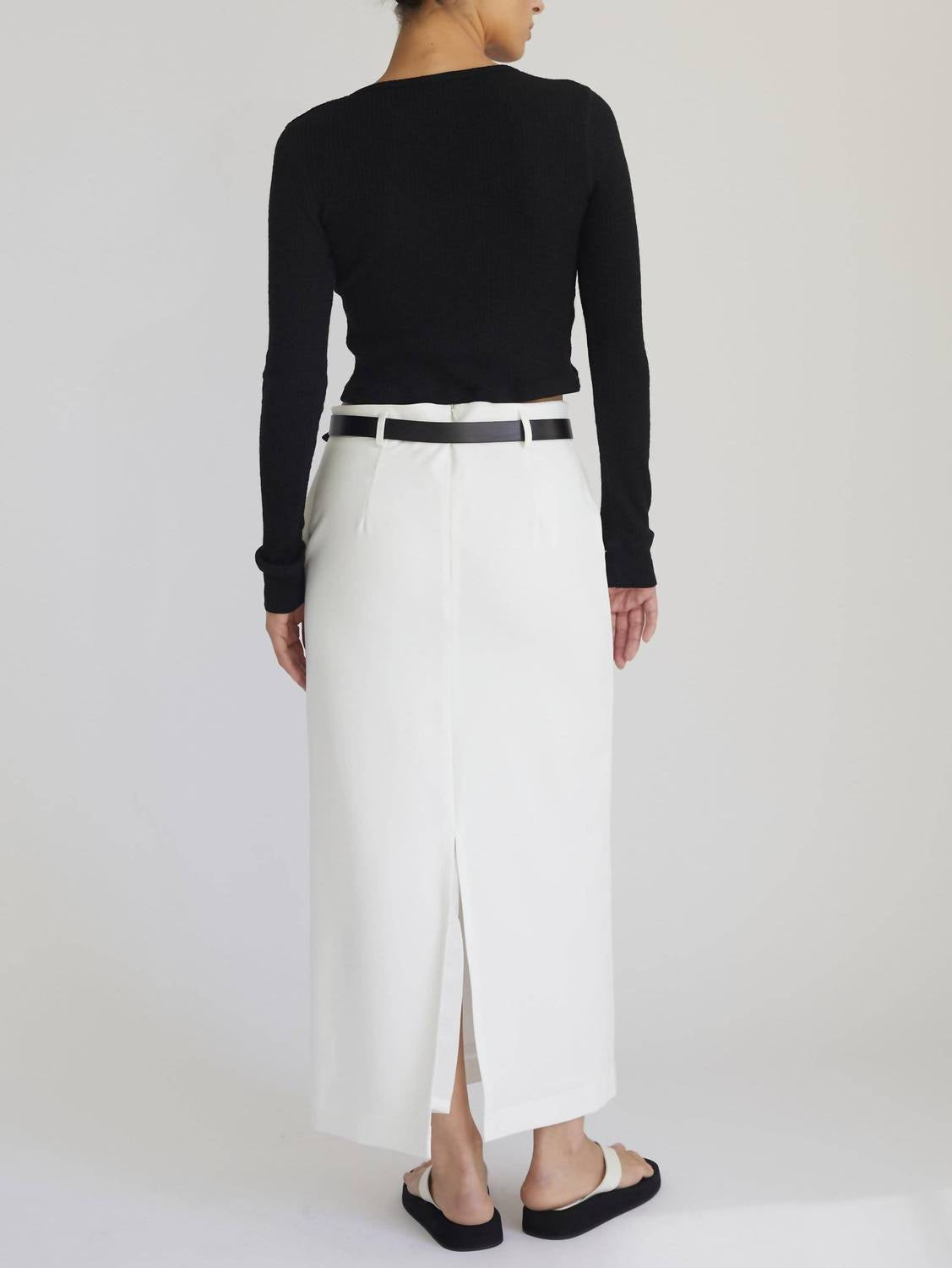 Women's Cropped Fitted Long Sleeve Top