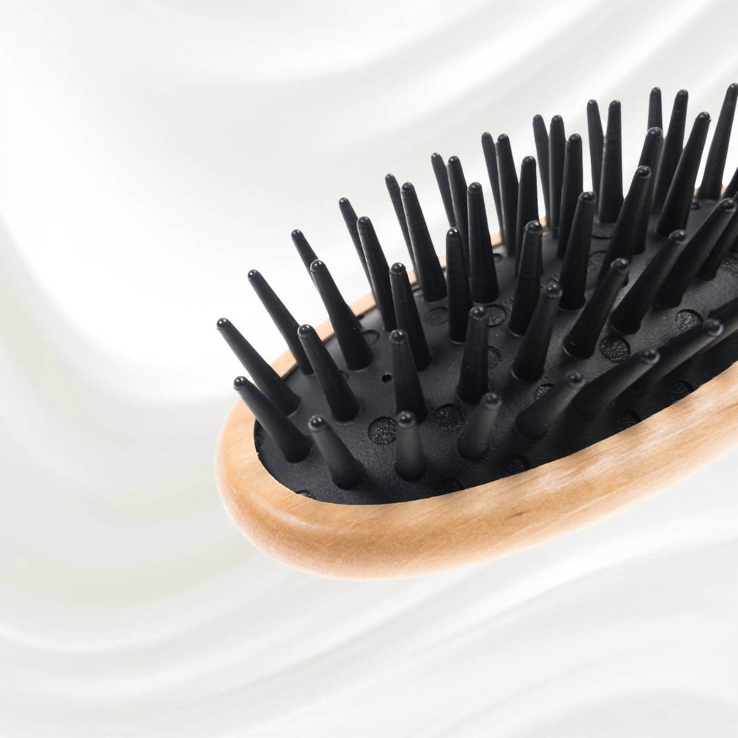 Koh-I-Noor Beauty USA - Women's Legno Konica Detangling Brush - Rack Hunt