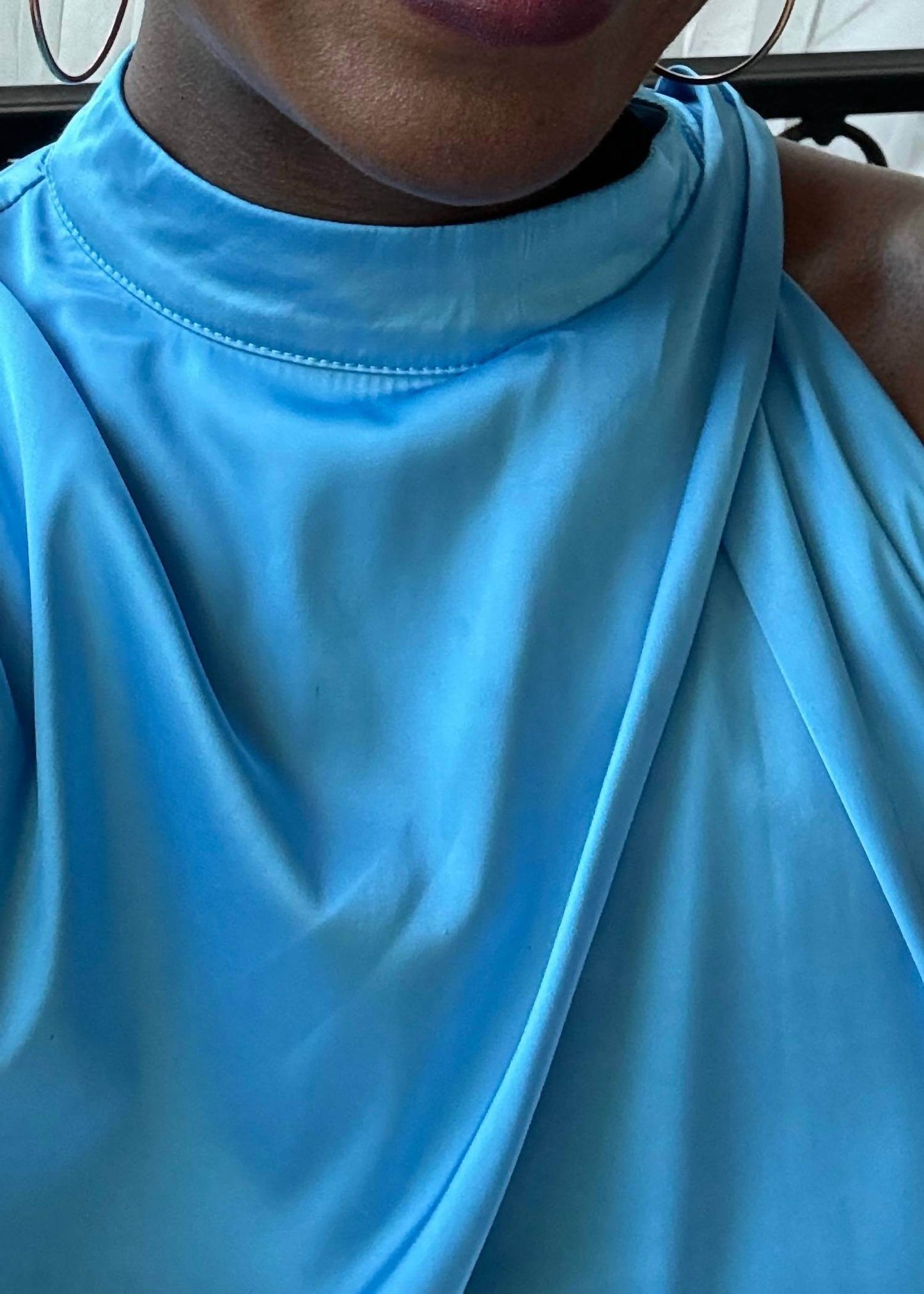 AMERICAN FIT - Clare Mock Nek Sleeveless Asymmetrical Woven Top - Rack Hunt -