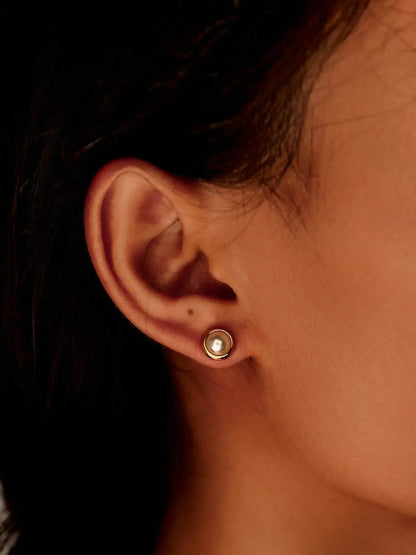Atlanta Jewelers Supply - Women's Pearl Stud Earrings - Rack Hunt