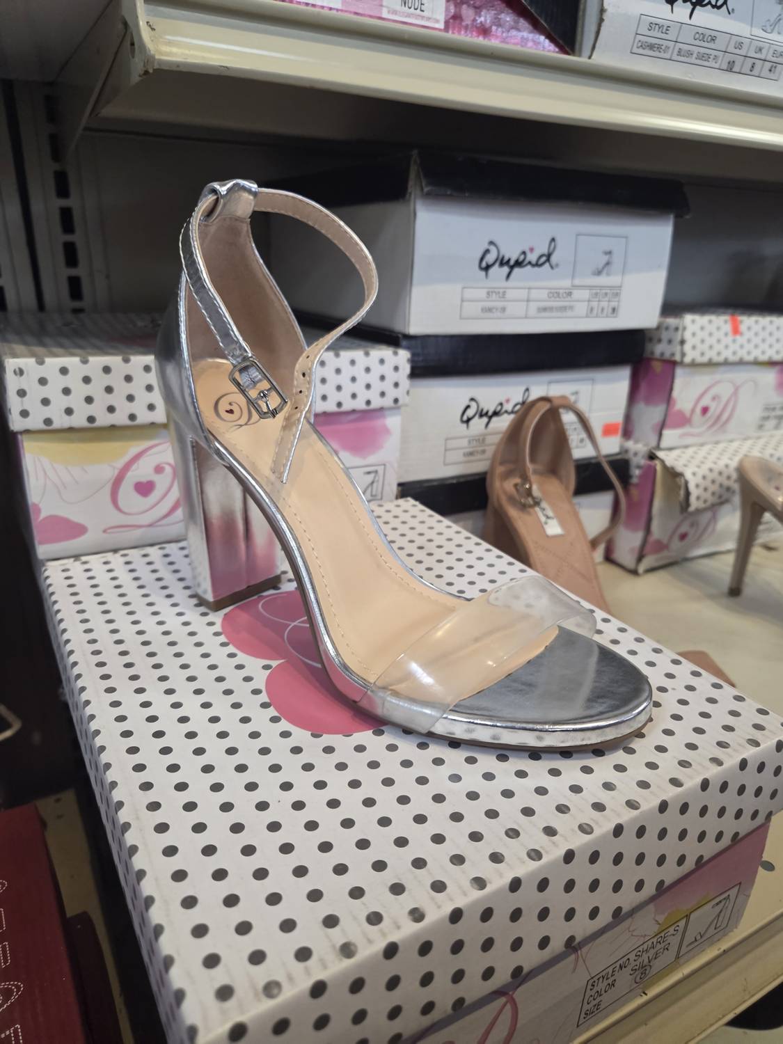 Women's Share Sandals