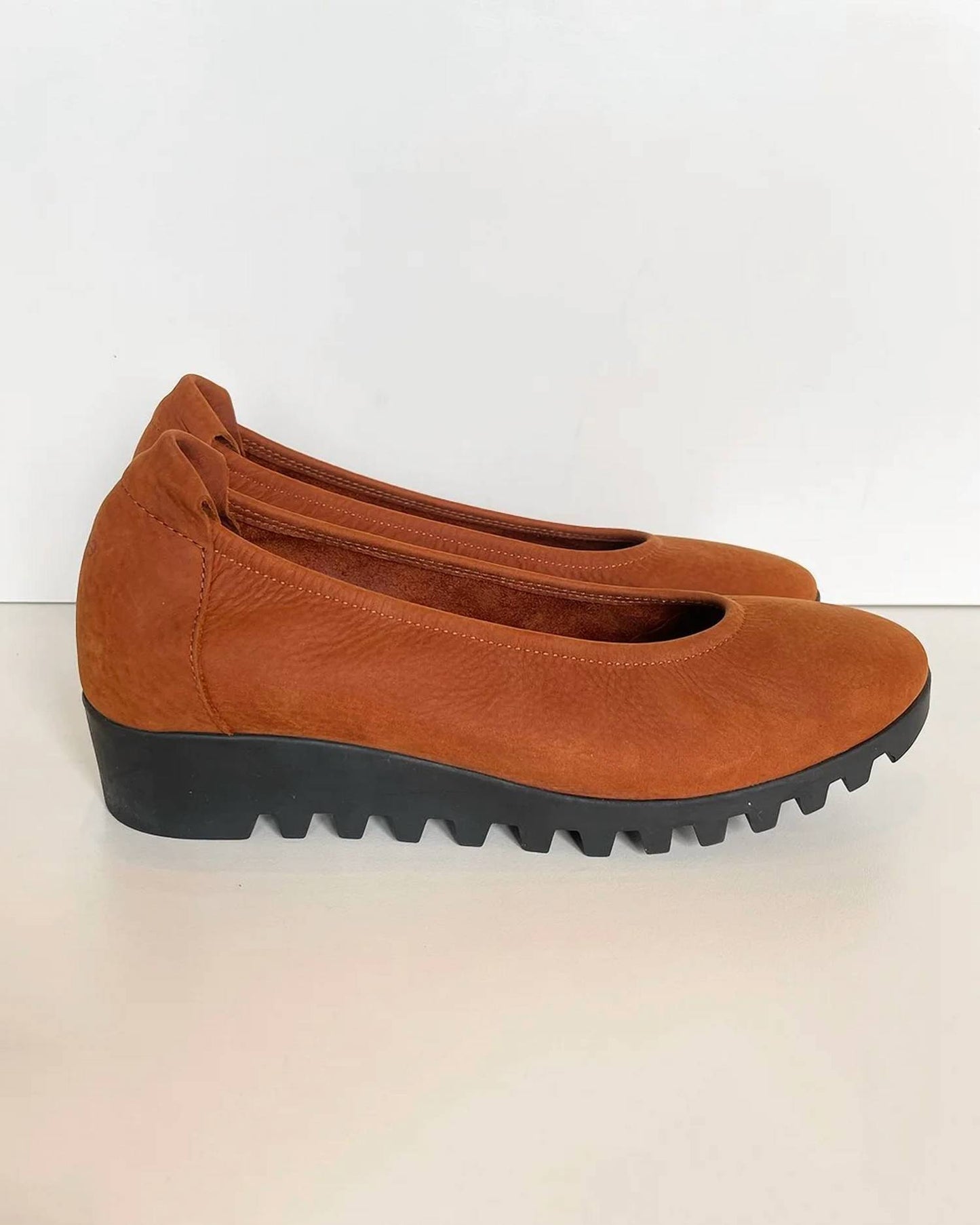 Women's Lomiss Suede Ballet Flat