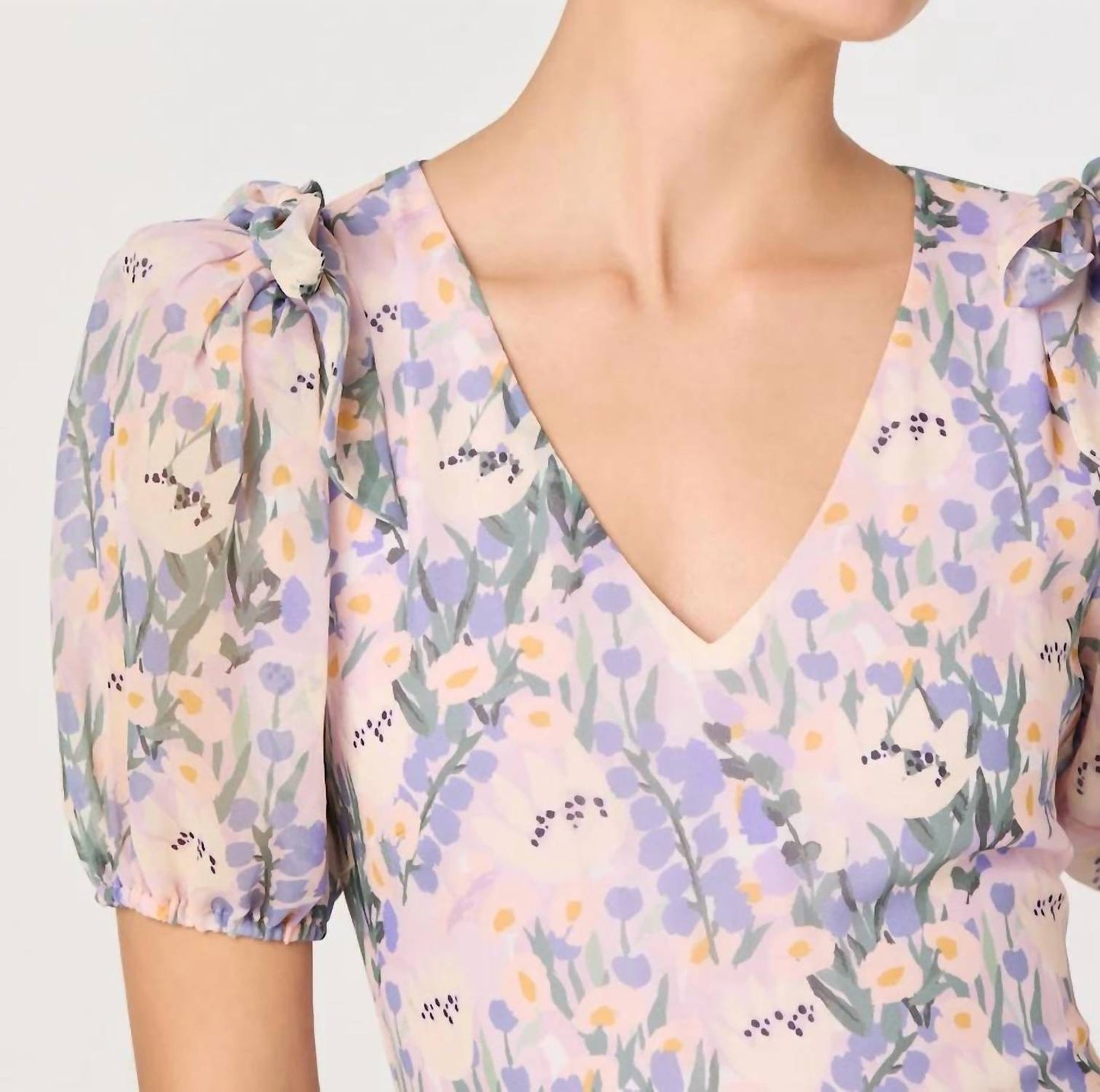 Jessenia Floral V Neck Midi Dress