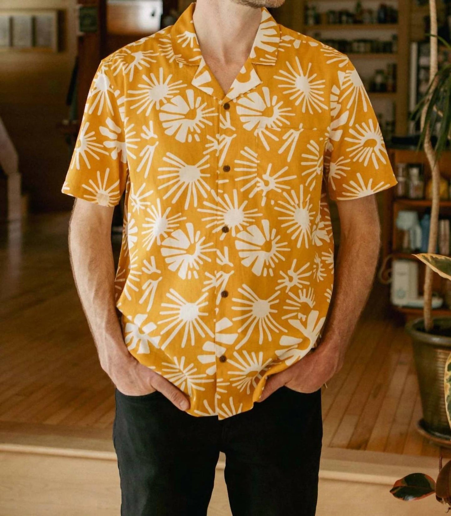 Bodie Short Sleeve Button Down Shirt