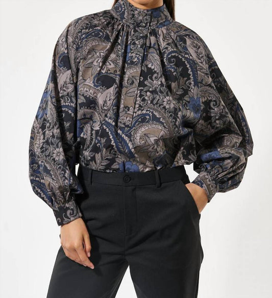 Nicola Long Slight Puff Sleeves Blouse