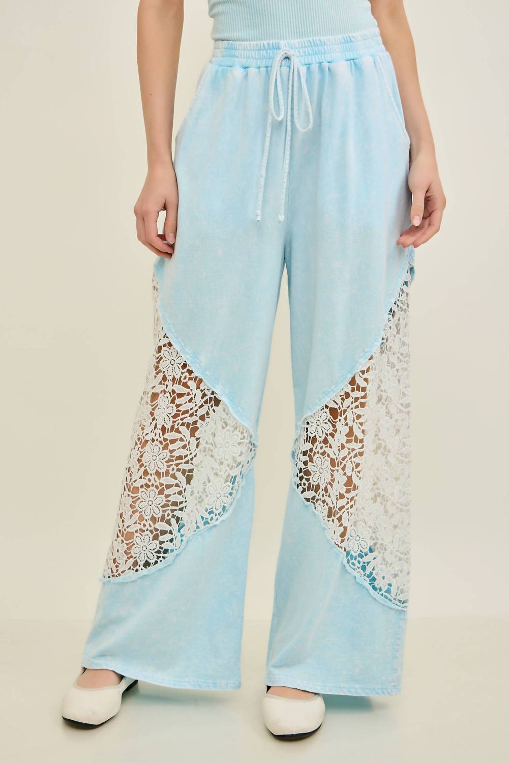 Mineral Washed Floral Lace Elastic Waist Cool Pant