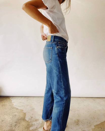 Loose Crop Mid Rise Jeans