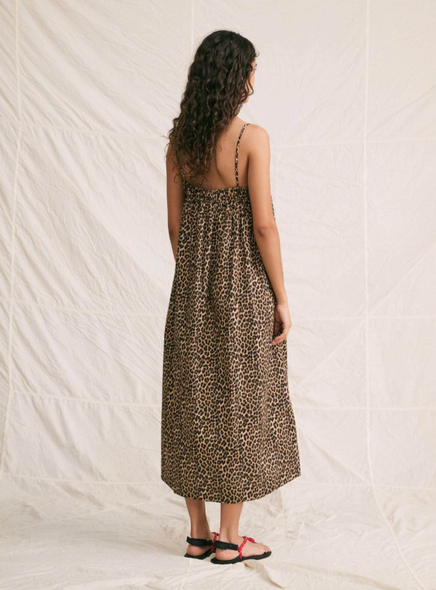 Hod - Muse Robe - Rack Hunt