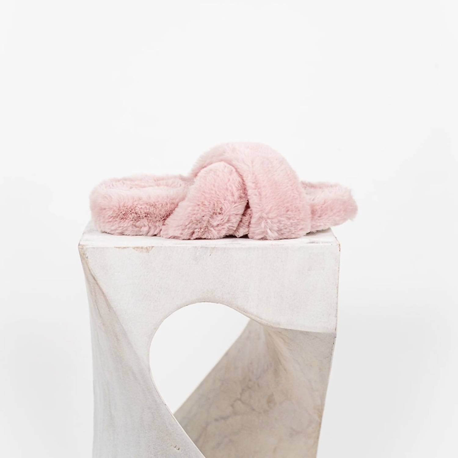 KHELONI - Women's Sally Slippers - Rack Hunt -