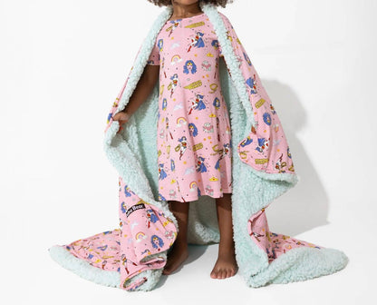 Kid's Wonder Woman Sherpa Blanket