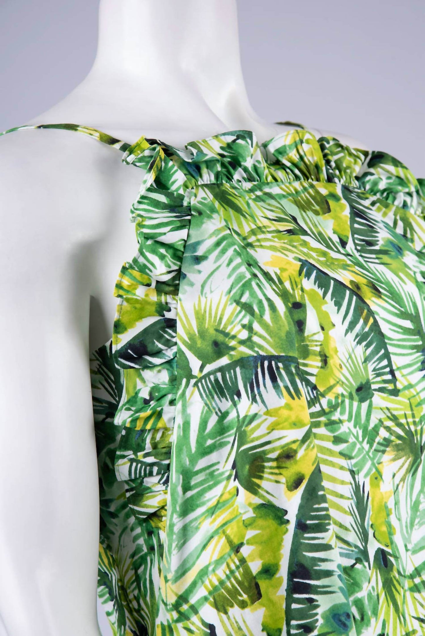 Clover and Sloane - Sleeveless Ruffle Top Knee Length Dress - Rack Hunt