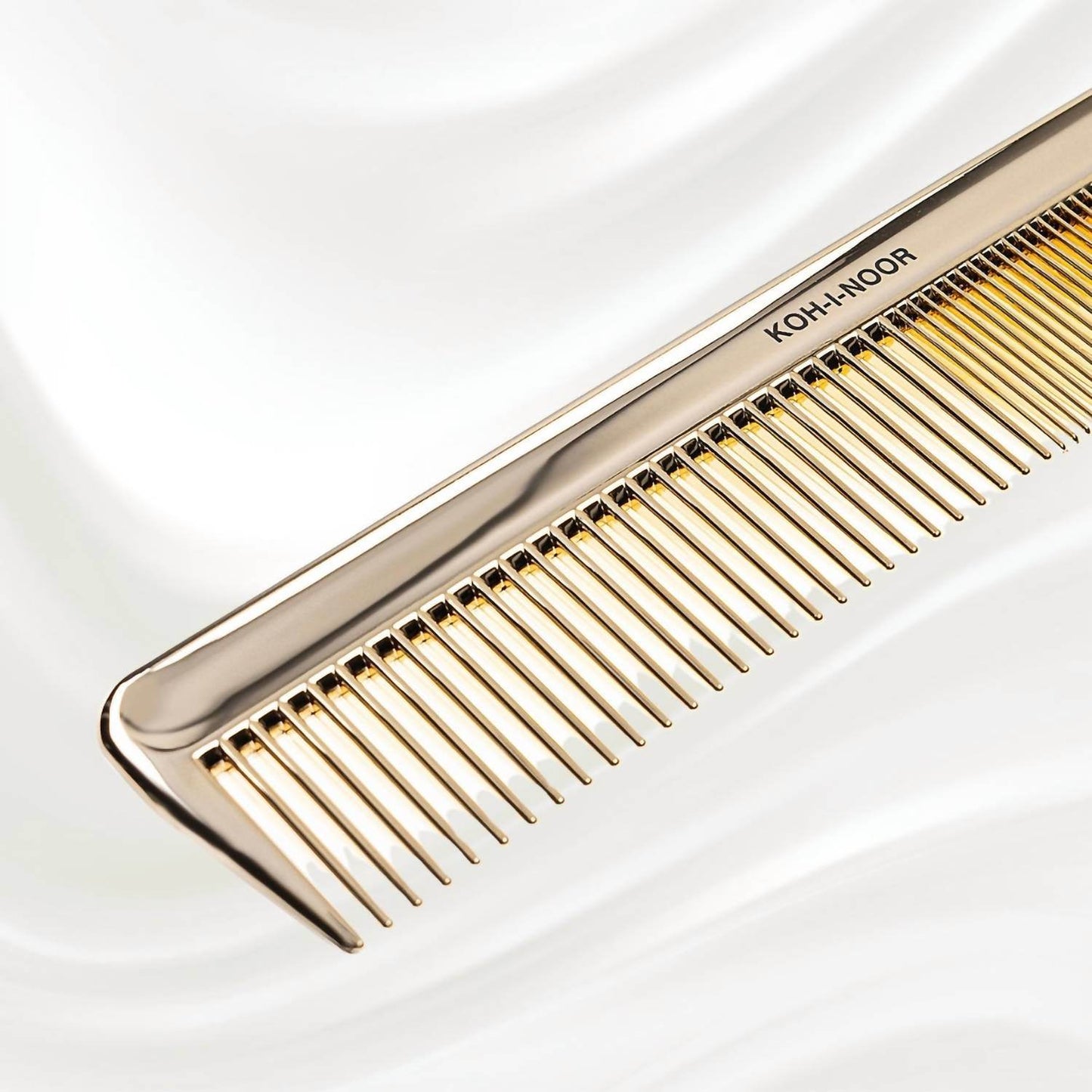 Koh-I-Noor Beauty USA - Women's Wide And Close Spread Teeth Comb - Rack Hunt -