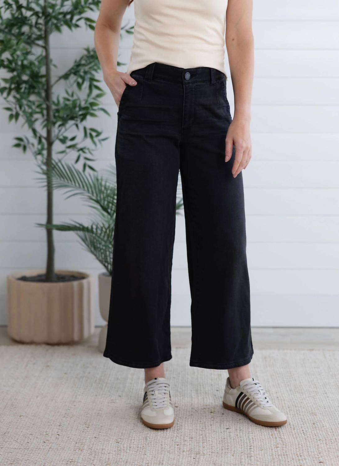 Cityline Wide Leg Jeans