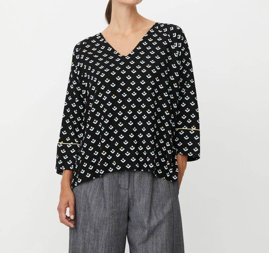Beniko Blouse